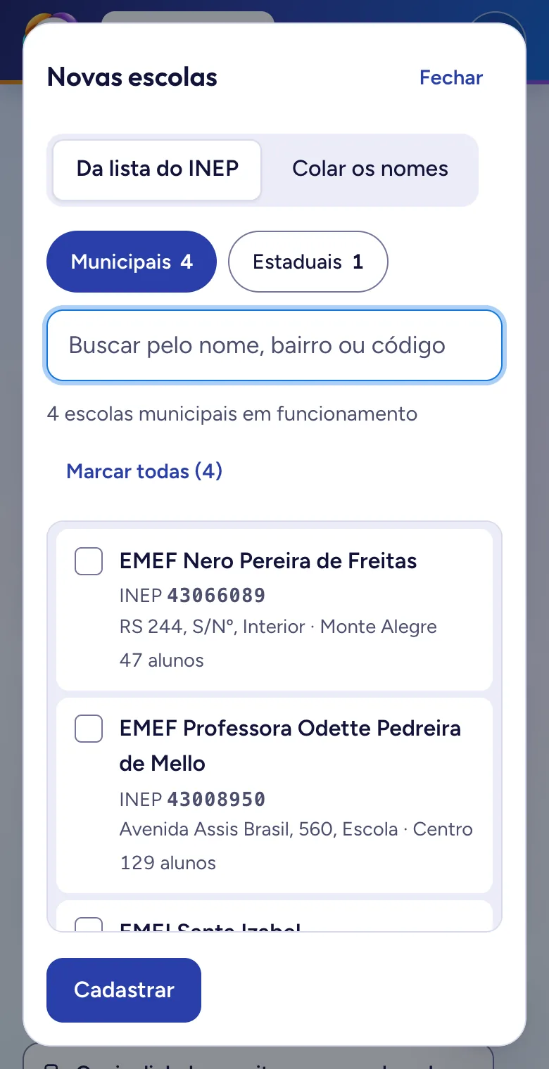 A janela Novas escolas, com a lista do INEP (dados de exemplo)